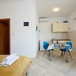 Mare Seget Vranjica