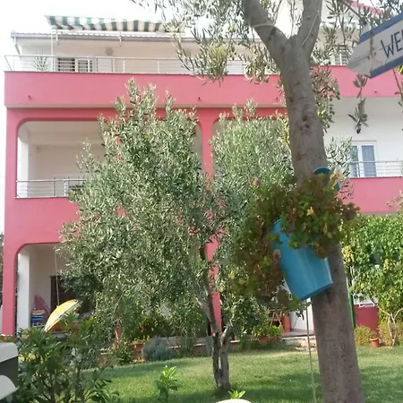 Mare Apartment *