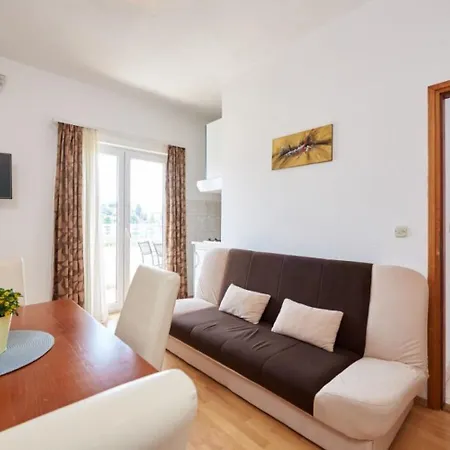 Apartment Mare - 30 M From Pebble *