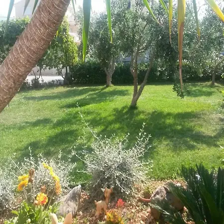 Mare - 30 M From Pebble Apartment *
