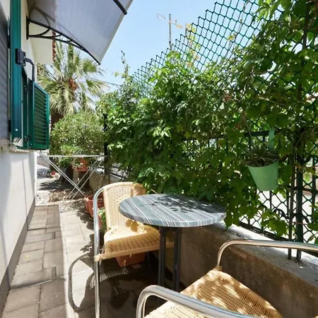 Apartment Mare - 30 M From Pebble *